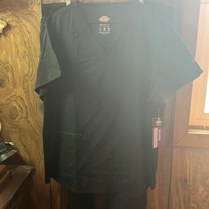NWT Dickies Balance Black Scrub Set 3XL